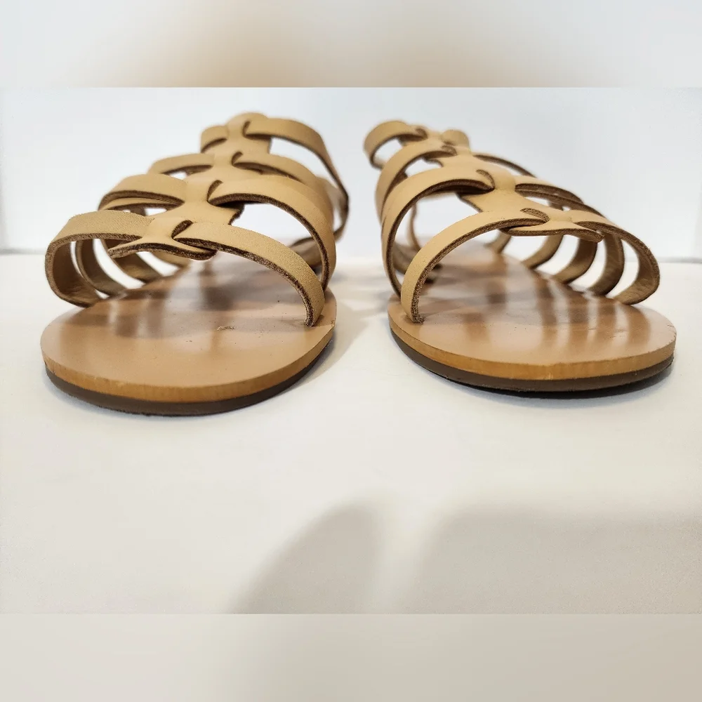 Talbots Leather Gladiator Sandals Tan Beige Strappy Flat Buckle Women 8M neutral